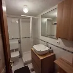 Charming - Big Garden, Bbq & Free Bikes Počitniška hiša