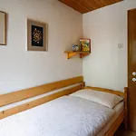 Vakantiehuis Charming - Big Garden, Bbq&free Bikes *