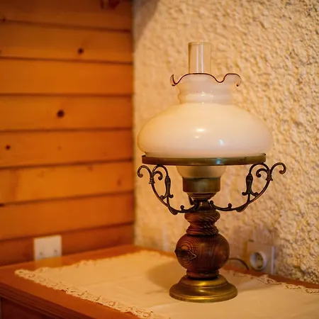 Charming Bled Home - Big Garden, Bbq & Free Bikes בלד