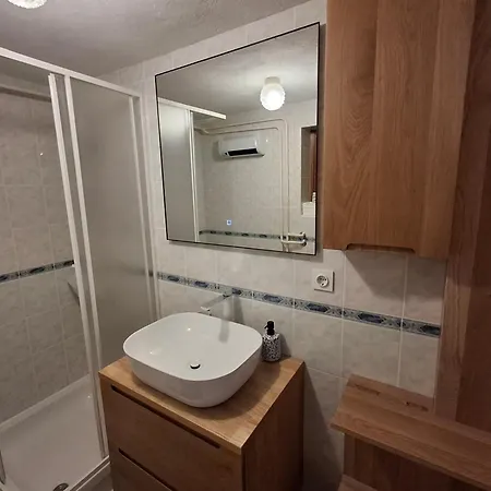 Charming - Big Garden, Bbq & Free Bikes *