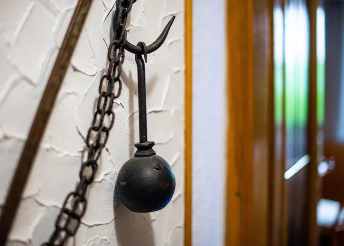 Vakantiehuis Charming - Big Garden, Bbq&free Bikes